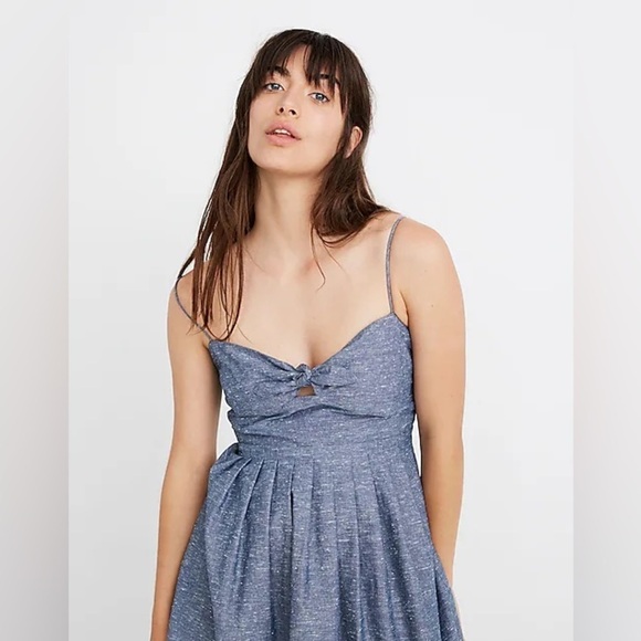 Madewell Dresses & Skirts - Madewell Blue Chambray Tie Front cutout cami sleeveless front tie dress size 0